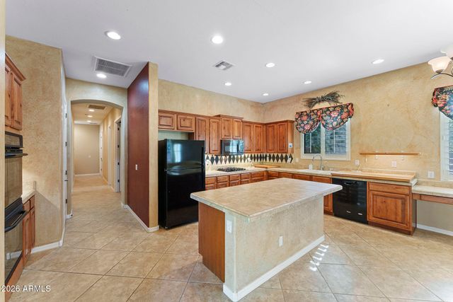 2290 E Coconino Drive, Chandler, AZ 85249