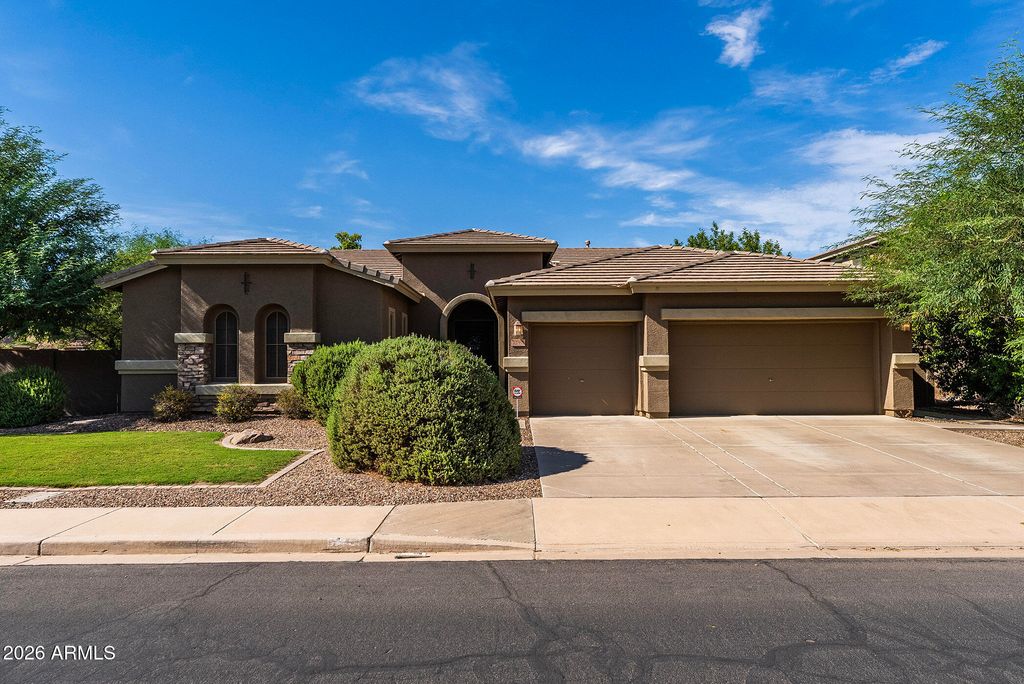 2290 E Coconino Drive, Chandler, AZ 85249 — exterior