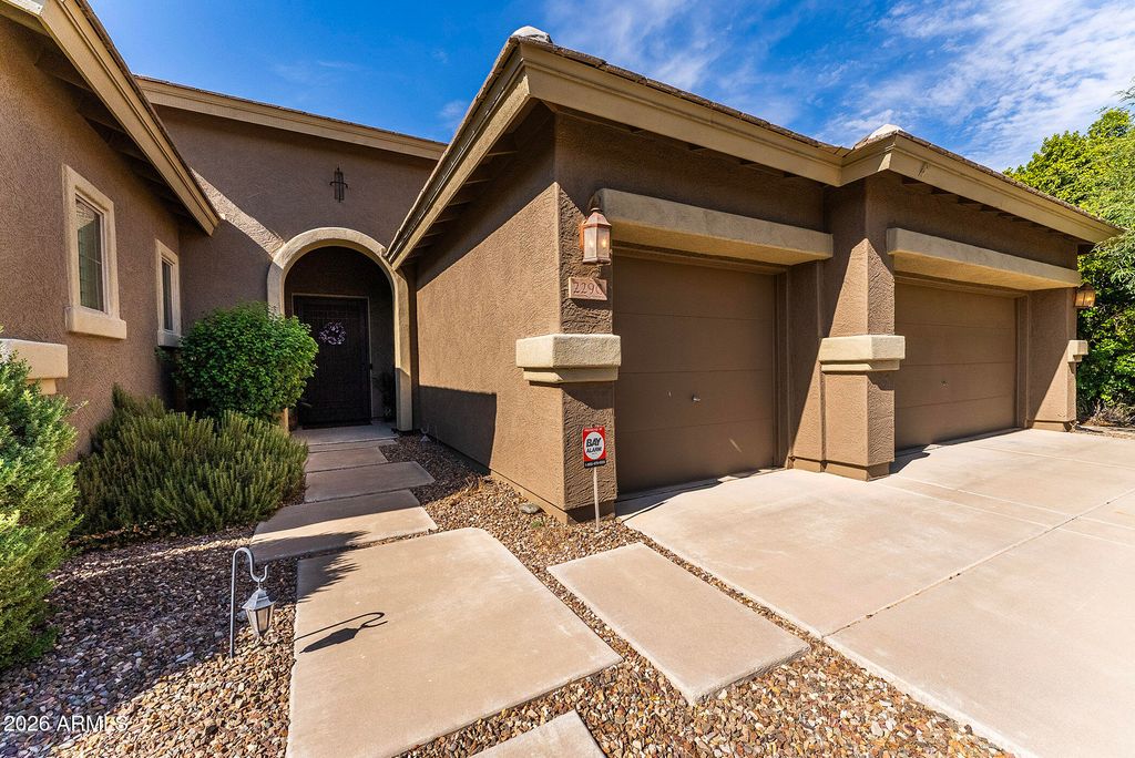 2290 E Coconino Drive, Chandler, AZ 85249 — photo 2