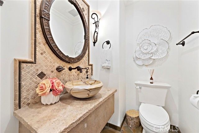 2038 Miramar Drive, Newport Beach, CA 92661