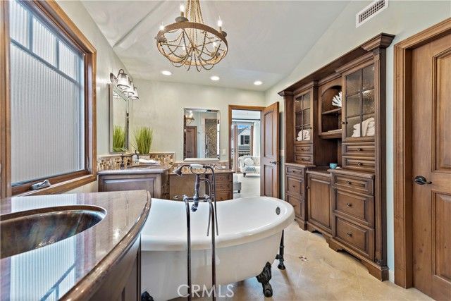 2038 Miramar Drive, Newport Beach, CA 92661