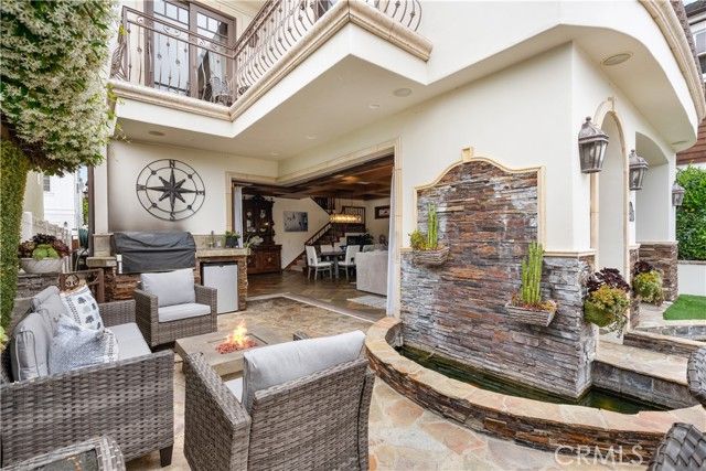 2038 Miramar Drive, Newport Beach, CA 92661