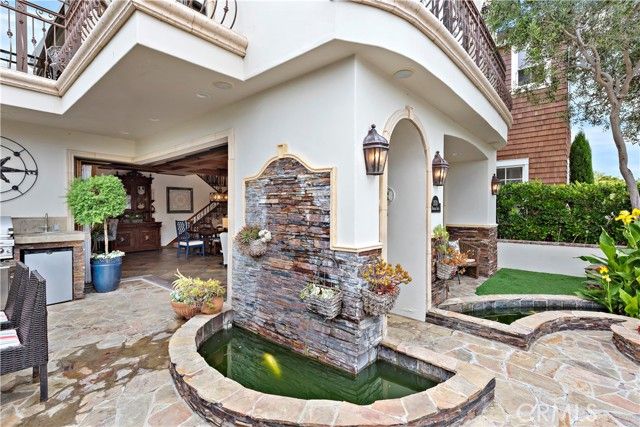 2038 Miramar Drive, Newport Beach, CA 92661