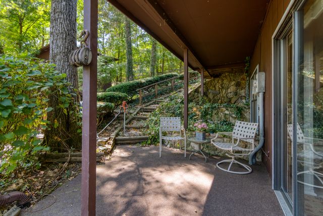 211 River Bend Road, Branson, MO 65616