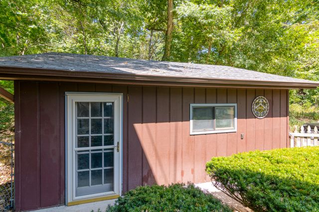 211 River Bend Road, Branson, MO 65616