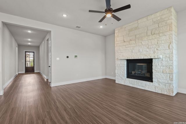 4516 Yoakum Valley, Schertz, TX 78108