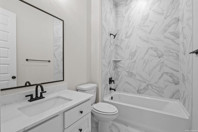 4516 Yoakum Valley, Schertz, TX 78108