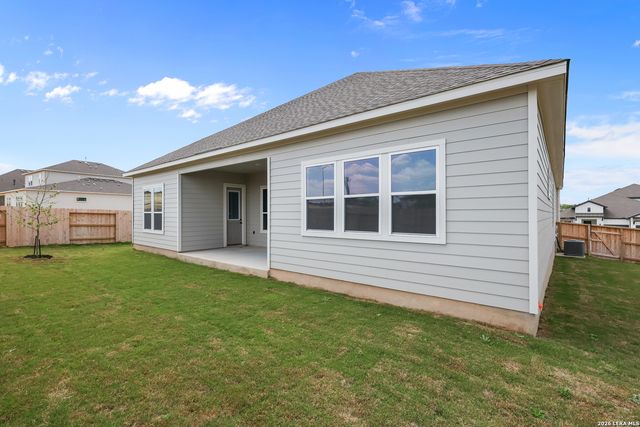 4516 Yoakum Valley, Schertz, TX 78108