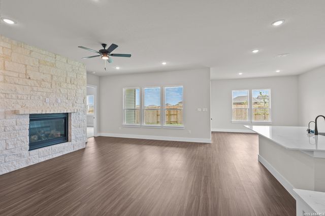 4516 Yoakum Valley, Schertz, TX 78108