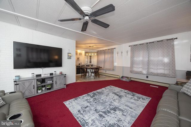 4140 DAVIS DR, Morrisville, PA 19067