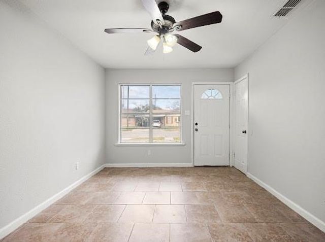 1821 Roslyn St, Corpus Christi, TX 78416