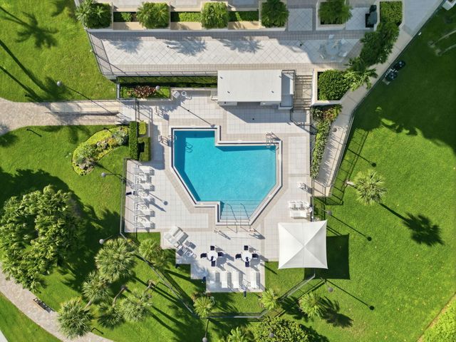 901 E Camino Real 6D, Boca Raton, FL 33432