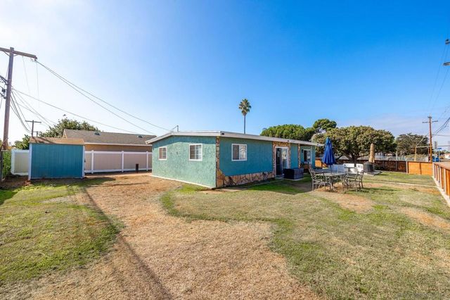 985 Fern Ave, Imperial Beach, CA 91932