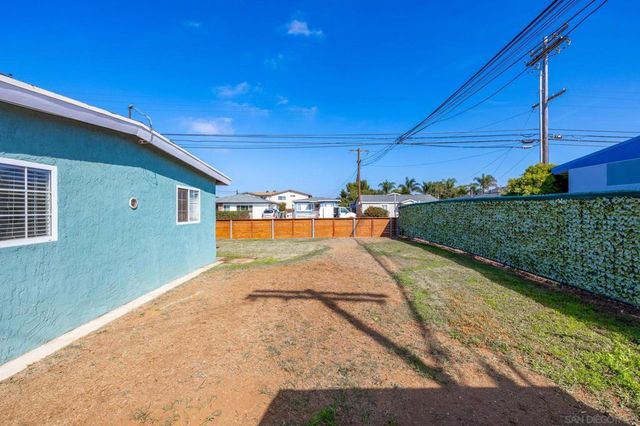 985 Fern Ave, Imperial Beach, CA 91932