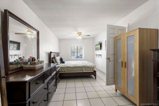 985 Fern Ave, Imperial Beach, CA 91932