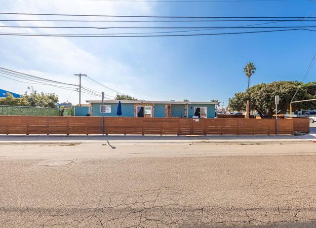 985 Fern Ave, Imperial Beach, CA 91932