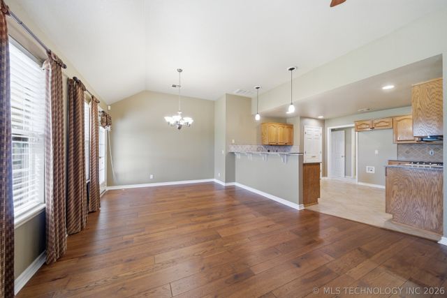 106 S 67th East Avenue, Broken Arrow, OK 74014