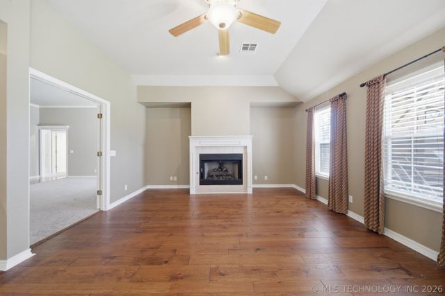 106 S 67th East Avenue, Broken Arrow, OK 74014