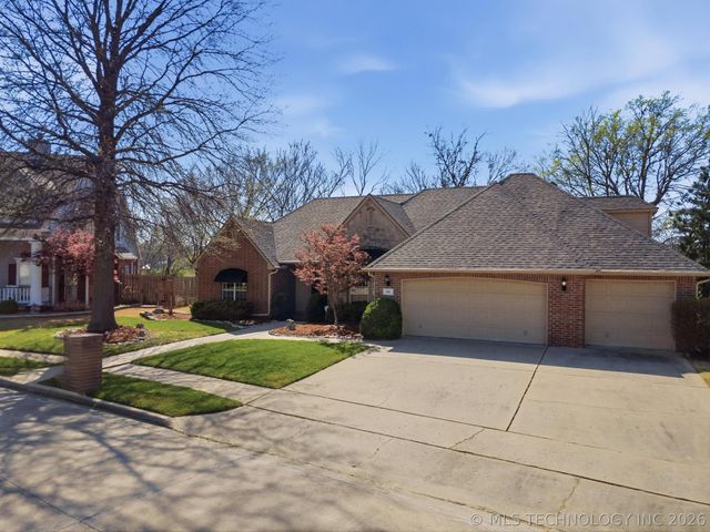 106 S 67th East Avenue, Broken Arrow, OK 74014