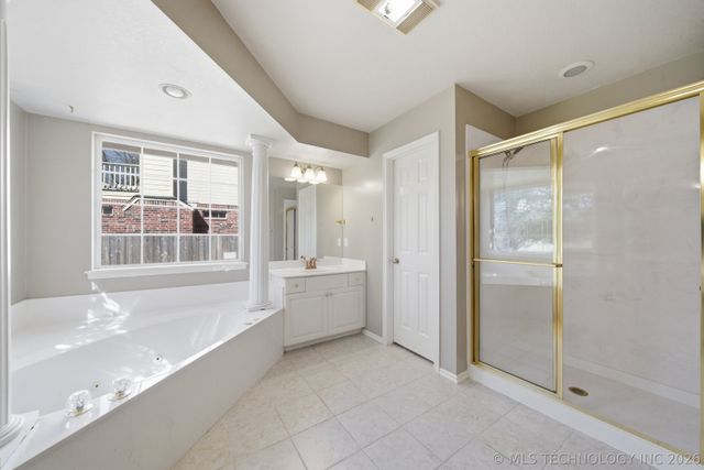 106 S 67th East Avenue, Broken Arrow, OK 74014