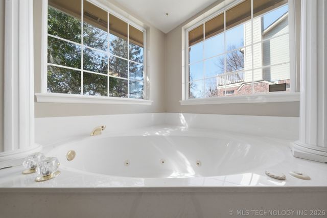 106 S 67th East Avenue, Broken Arrow, OK 74014