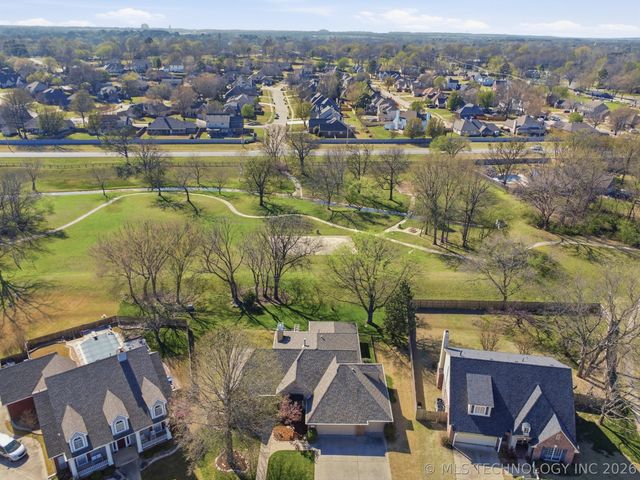 106 S 67th East Avenue, Broken Arrow, OK 74014