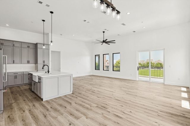 767 W Main Street 205, Coppell, TX 75019