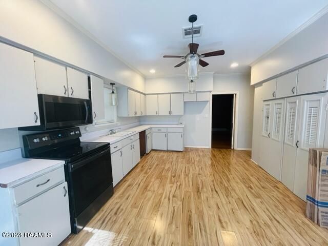 220 E Bertheaud Avenue, Opelousas, LA 70570