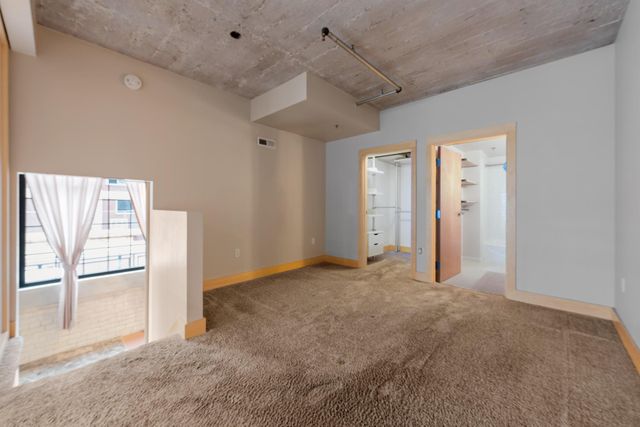 525 3rd Street N 116, Minneapolis, MN 55401