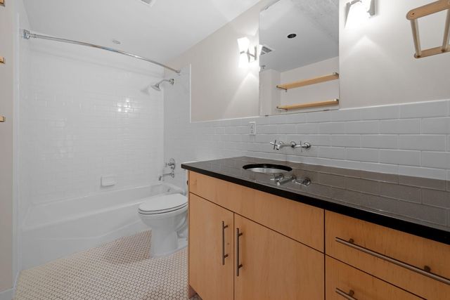 525 3rd Street N 116, Minneapolis, MN 55401