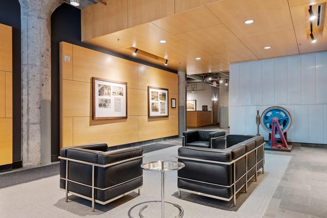 525 3rd Street N 116, Minneapolis, MN 55401