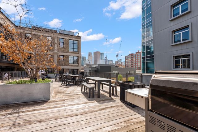 525 3rd Street N 116, Minneapolis, MN 55401