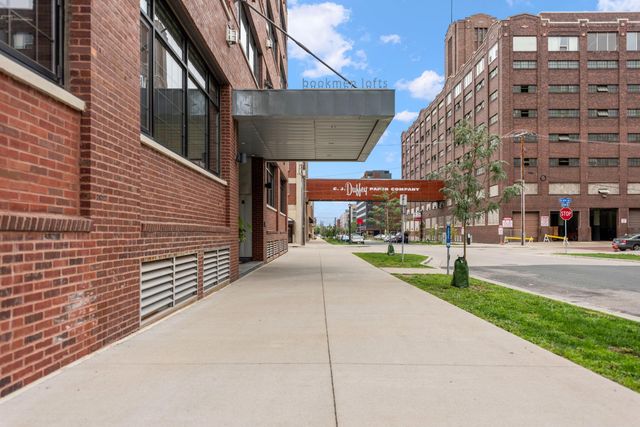 525 3rd Street N 116, Minneapolis, MN 55401