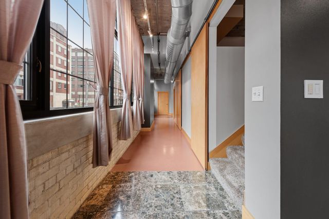 525 3rd Street N 116, Minneapolis, MN 55401