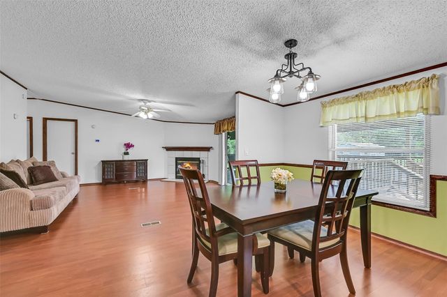 18424 Avenue A, Alvin, TX 77511