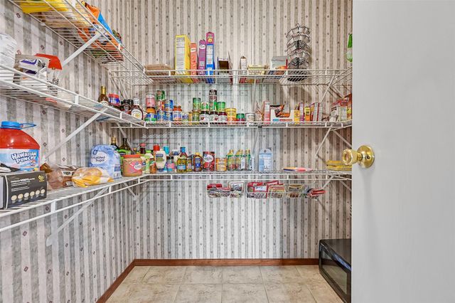 18424 Avenue A, Alvin, TX 77511