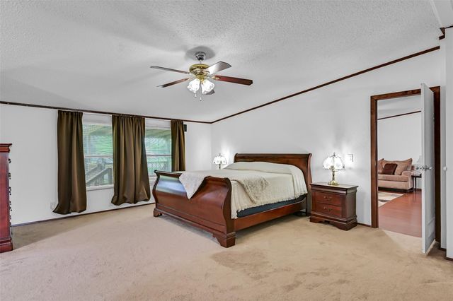 18424 Avenue A, Alvin, TX 77511