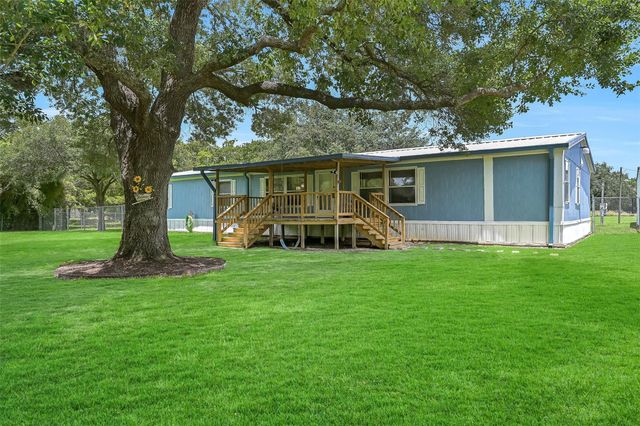 18424 Avenue A, Alvin, TX 77511