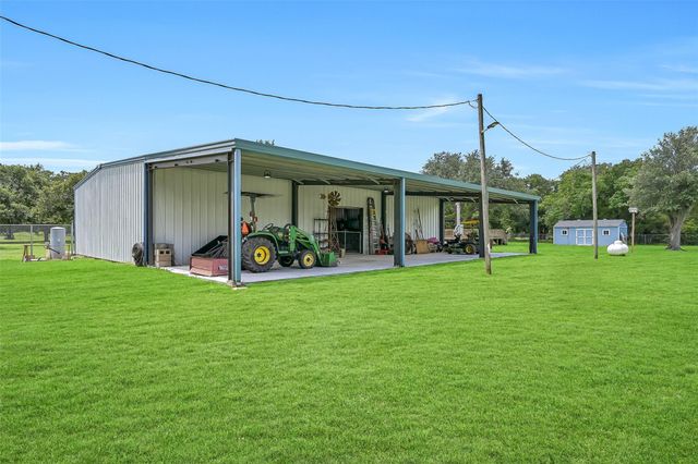 18424 Avenue A, Alvin, TX 77511