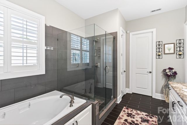 407 Blue Bay Court, York, SC 29745