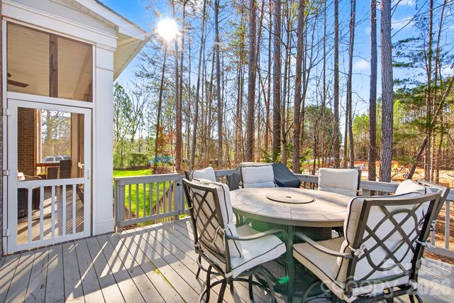 407 Blue Bay Court, York, SC 29745