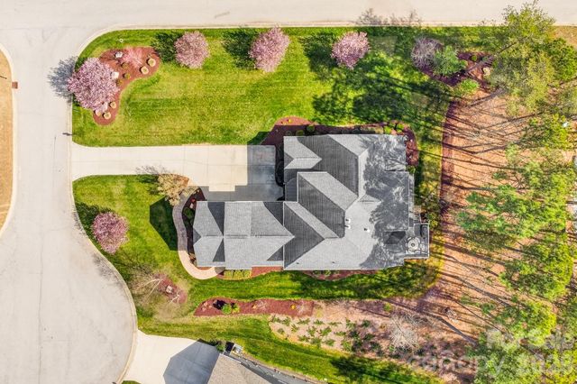 407 Blue Bay Court, York, SC 29745