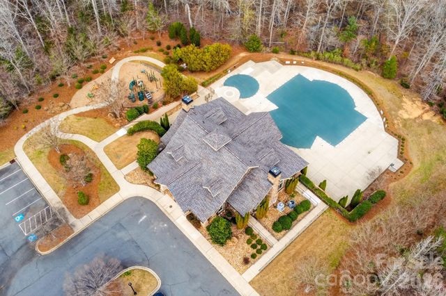 407 Blue Bay Court, York, SC 29745