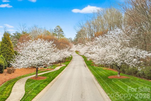 407 Blue Bay Court, York, SC 29745