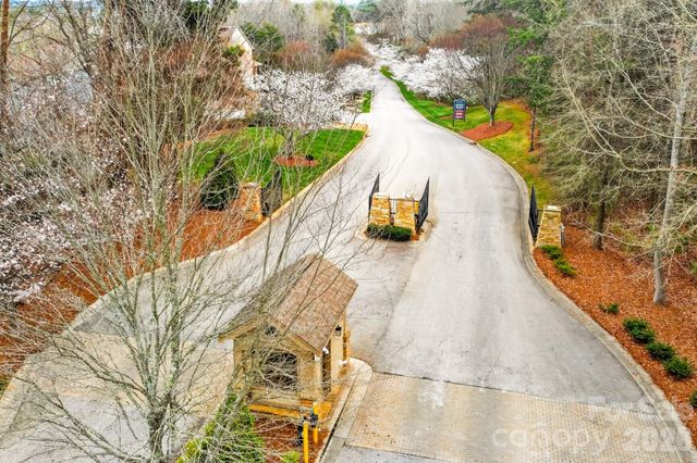 407 Blue Bay Court, York, SC 29745