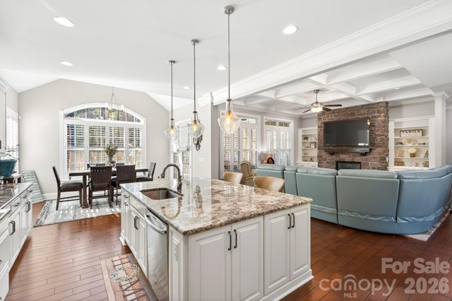 407 Blue Bay Court, York, SC 29745