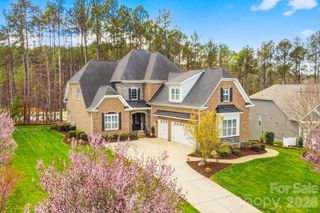 407 Blue Bay Court, York, SC 29745