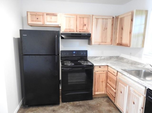 704 Seven Oaks Road, Bonham, TX 75418