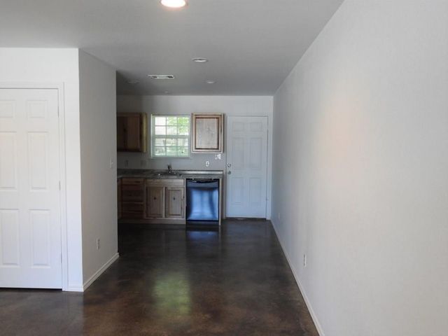 704 Seven Oaks Road, Bonham, TX 75418