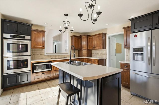 66 County Road 445, Poplar Bluff, MO 63901